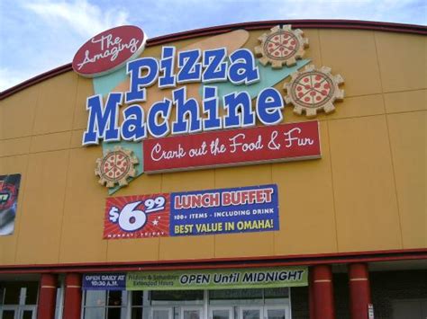 The amazing pizza machine - The Amazing Pizza Machine is owned in part by the co-owners of Omaha favorite Valentino's Pizza. It is a pizza buffet with a different non-pizza featured item each day. …